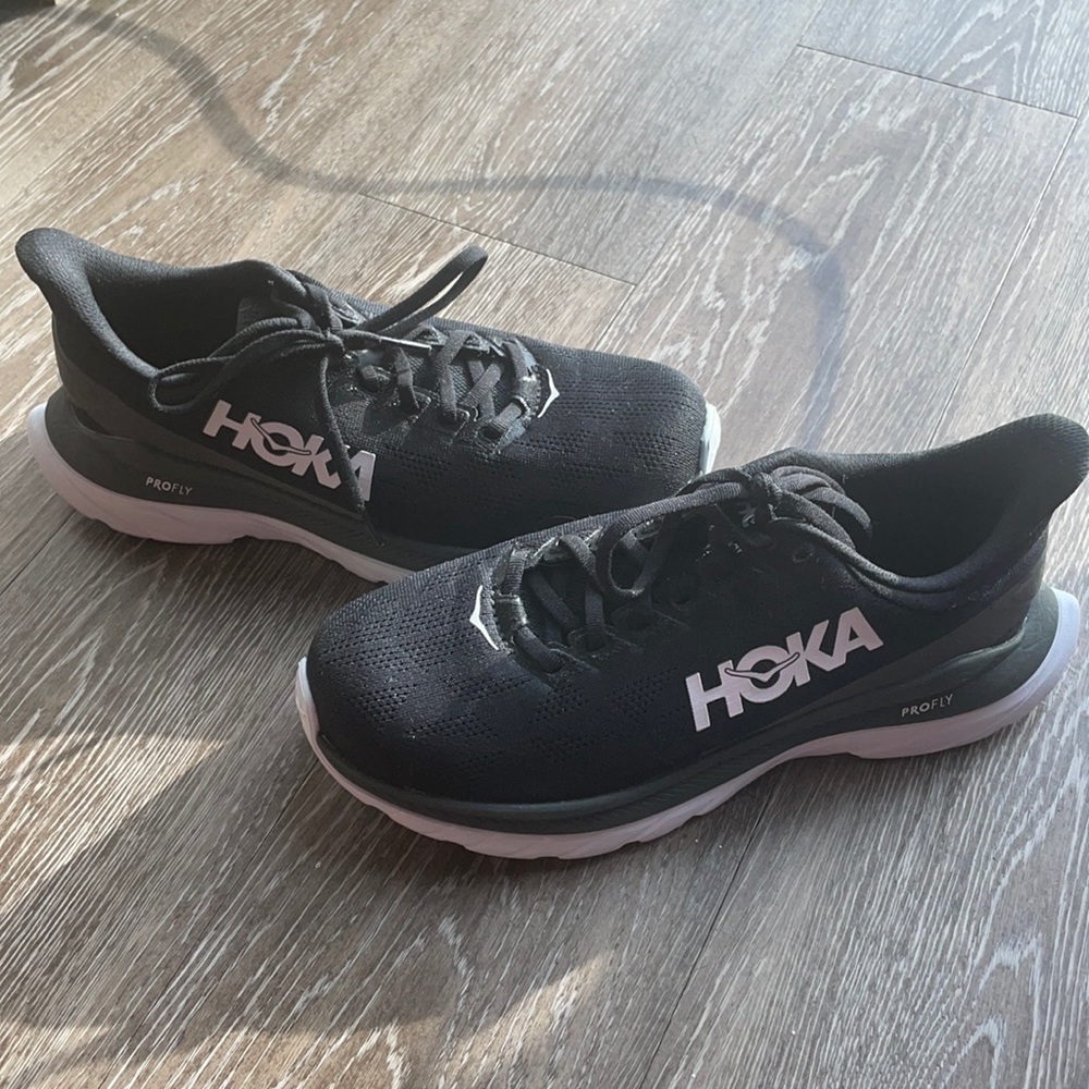 HOKA Women’s Mach 4 Running Shoes